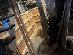 ponly-wall-seven